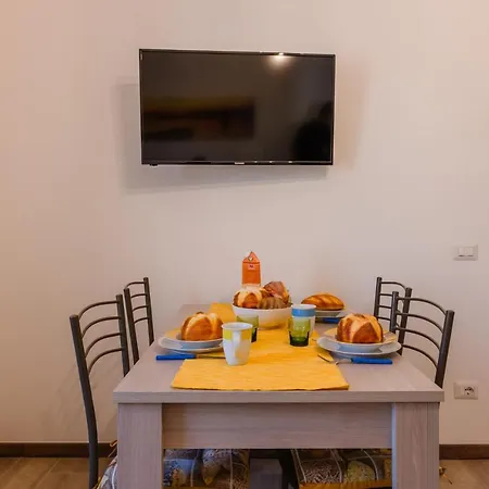 Casa Elisa 1 Bedroom View San Siro (Lombardy)